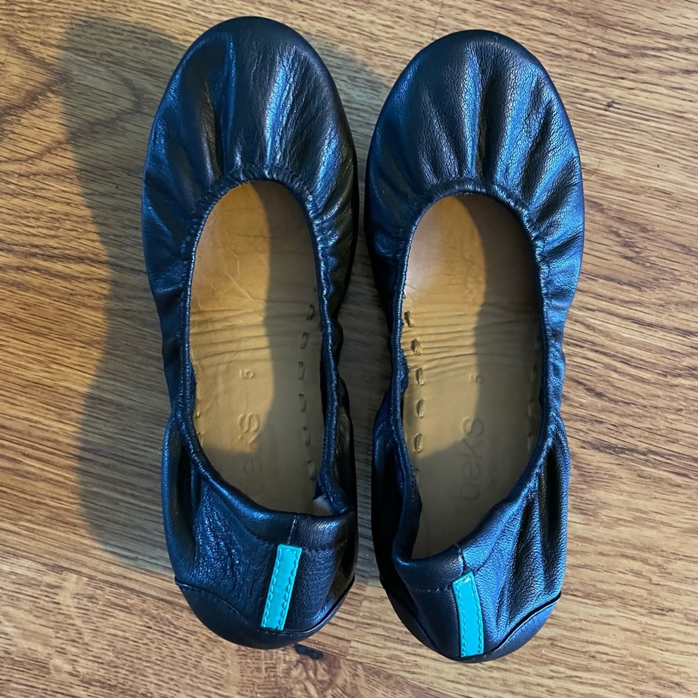 Tieks Black Ballet Flats -Size 5